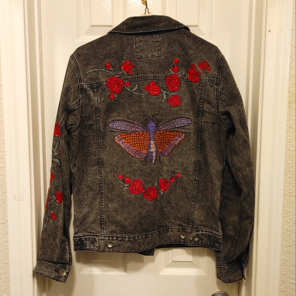 Urban Outfitters BDG Mens XS Embroidered Denim Jacket